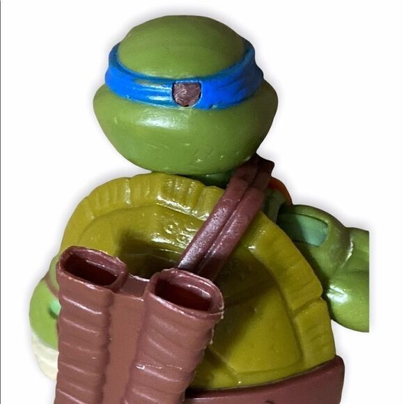 2012 Viacom Teenage Mutant Ninja Turtles Action Figure Leonardo no weapons - Picture 4 of 5